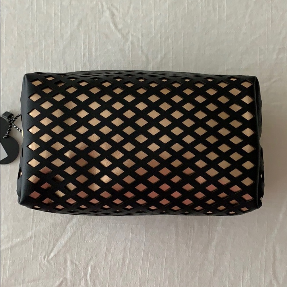 Makeup bag
